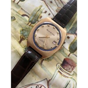 Vintage Belle De Jour Calendar Gold Tone Bezel Alligator Band Swiss Movt 1970's
